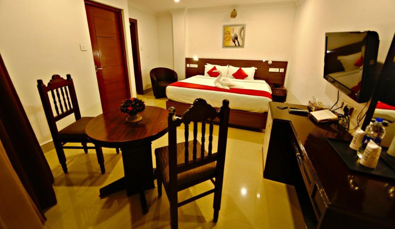 Hotel Nithya 코타얌 외부 사진